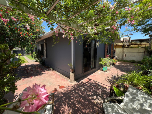 Venta Casa NO 4D 2B 4E Metro Manquehue - Apumanque - Las Condes