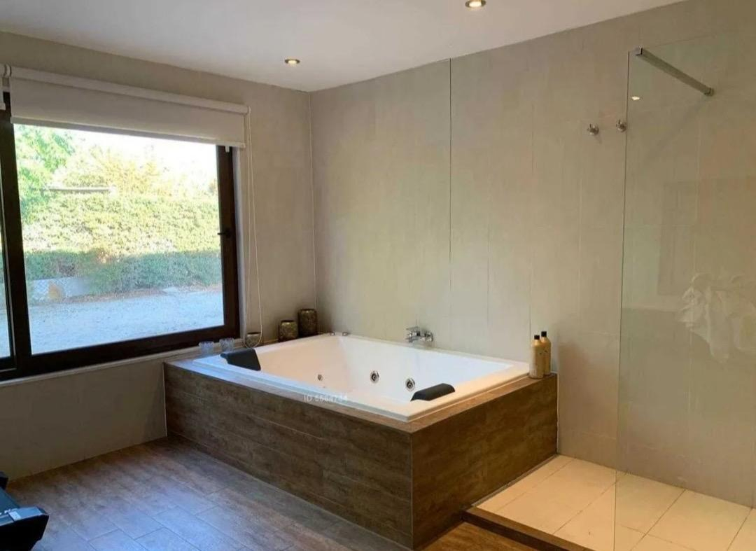 Arriendo Casa N 5D en suite Walk-in cl&oacute;set 4B 8E 2Bd Chicureo - Colina