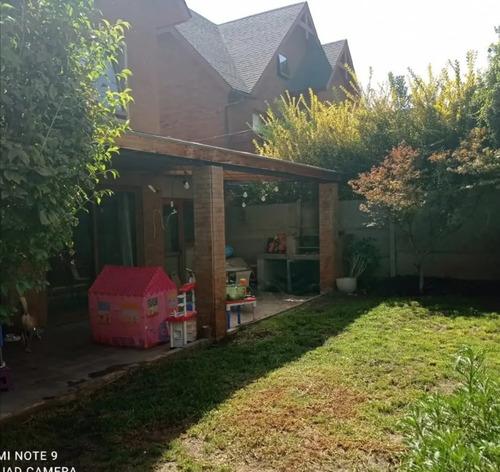 Arriendo Casa 4D en suite Walk-in cl&oacute;set 3B 2E San Carlos de Apoquindo - Las Condes