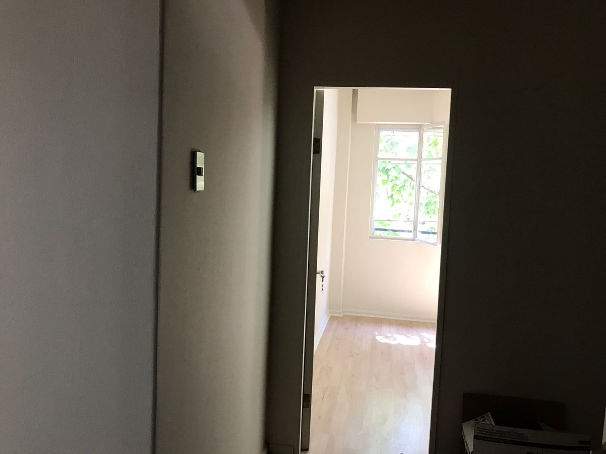 Venta Oficina 1B Plaza Italia - Providencia