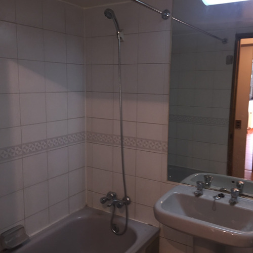 Arriendo Departamento 4D en suite 3B 1E 1B Centro Financiero - Las Condes