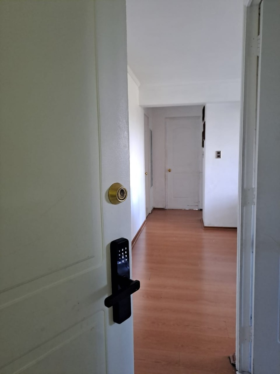 Venta Departamento SO 3D en suite 2B 1E 1Bd Los Dominicos - Las Condes