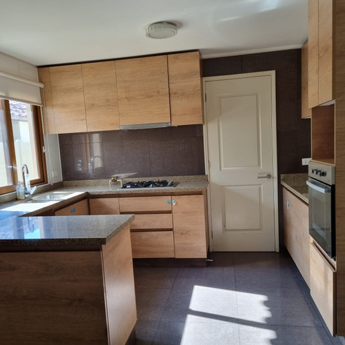 Venta Casa 3D 3B 3E Chicureo - Colina