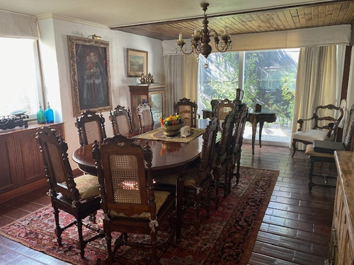 Venta Casa NO 6D en suite Walk-in cl&oacute;set 5B 4E 2B Jard&iacute;n Del Este - Vitacura