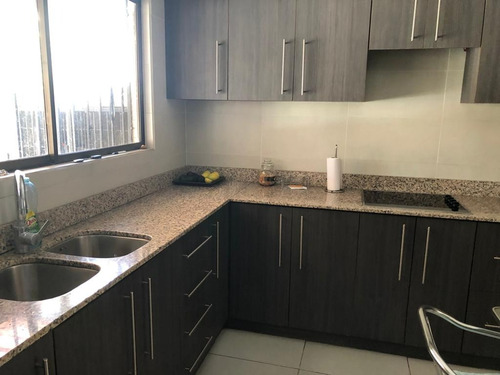 Venta Casa NO 3D en suite 4B 2E Los Dominicos - Las Condes