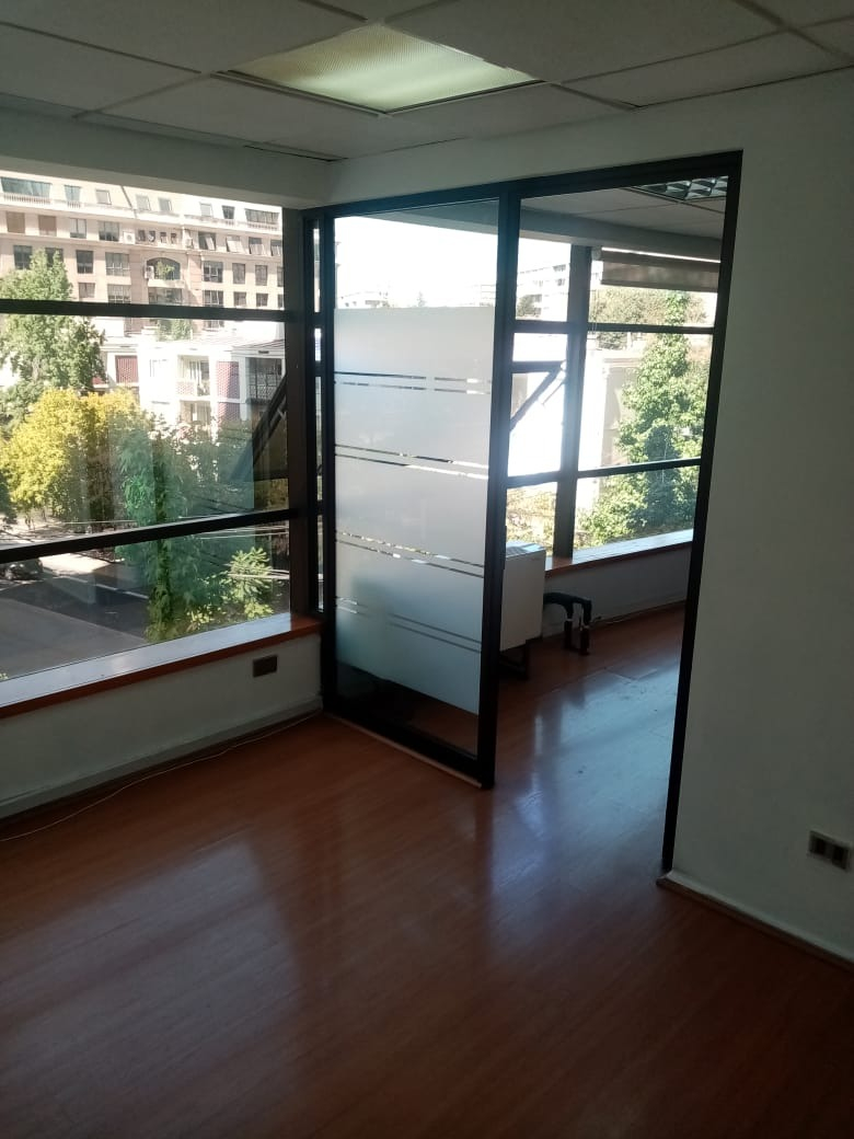 Arriendo Oficina SO 3B 1E 1Bd Pedro de Valdivia - Providencia