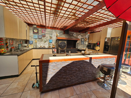 Venta Casa O 5D en suite Walk-in cl&oacute;set 7B 9E 2B Los Dominicos - Las Condes