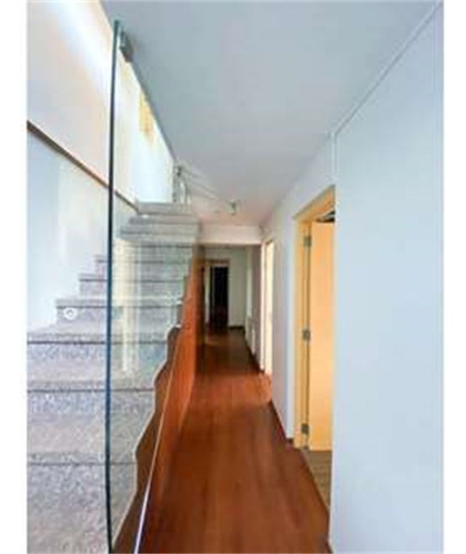 Arriendo Casa S 5D 3B 3E 1B Lo Curro - Vitacura