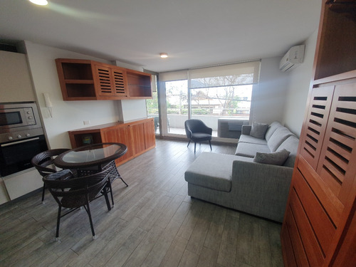 Arriendo Departamento S 1D en suite 1B 1E 1B Los Dominicos - Las Condes