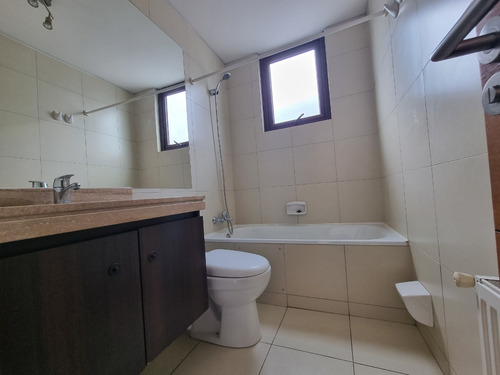 Venta Casa 5D en suite Walk-in cl&oacute;set 5B 4E 1B Chicureo - Colina