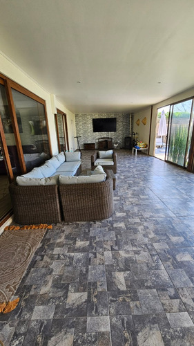 Venta Casa NO 3D en suite Walk-in cl&oacute;set 4B 3E 1B Chicureo - Colina