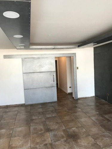 Arriendo Oficina SP 3B 2E Barrio El Golf - Las Condes