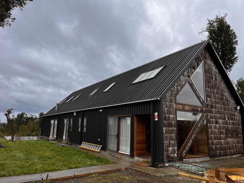 Venta Casa 7D 5B 4E Puerto Chico - Puerto Varas