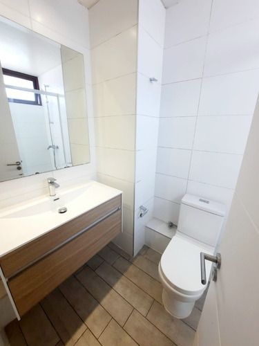Venta Departamento SO 2D en suite Walk-in cl&oacute;set 2B 1E 1B Barrio Italia - Providencia