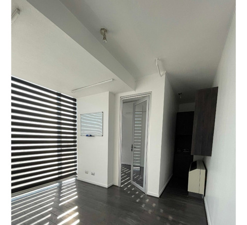 Arriendo Oficina N 1B 1E 1B Estadio Manquehue - Vitacura