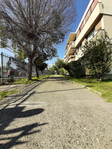 Arriendo Departamento 2D 1B 0m2 Metro Hernando de Magallanes - Las Condes