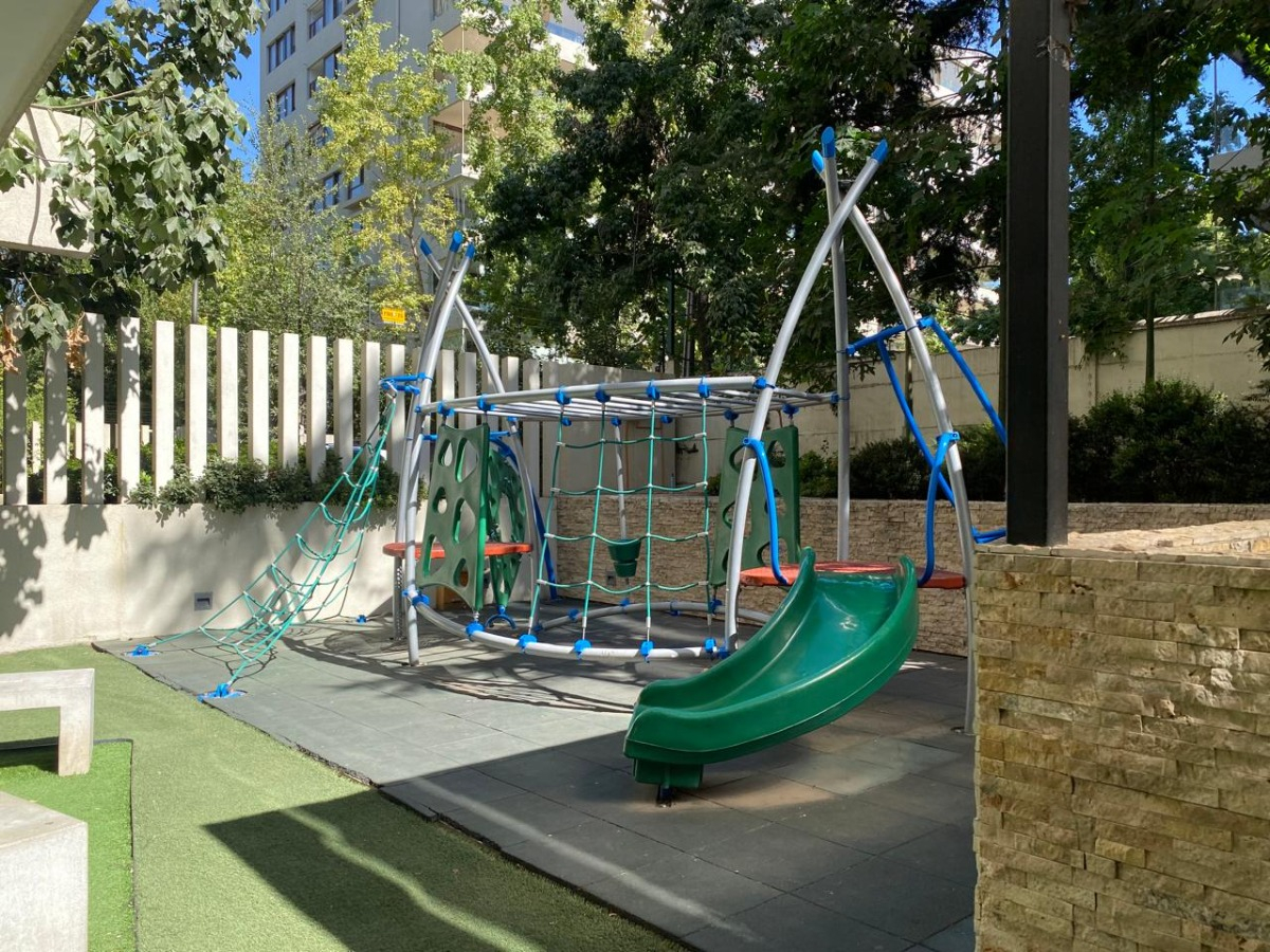 Arriendo Departamento NO 3D en suite Walk-in cl&oacute;set 3B 2E 1Bd Tabancura - Vitacura