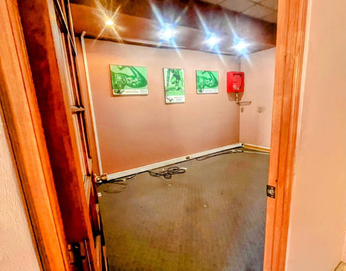 Propiedad Industrial Con Galp&oacute;n Y Terreno Aleda&ntilde;o