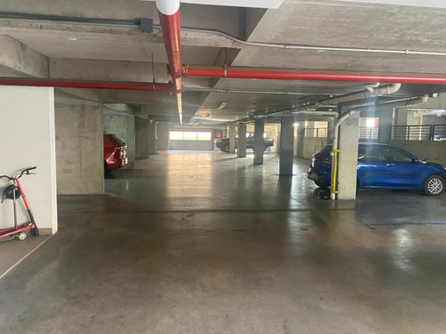 Arriendo Departamento NO 3D en suite Walk-in cl&oacute;set 2B 2E 1B  - Lo Barnechea