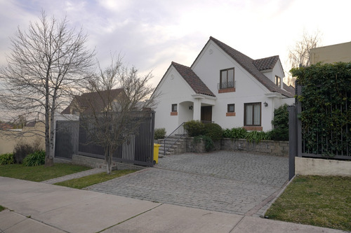 Venta Casa NOSP 4D en suite Walk-in cl&oacute;set 4B 2E 1B La Dehesa - Lo Barnechea