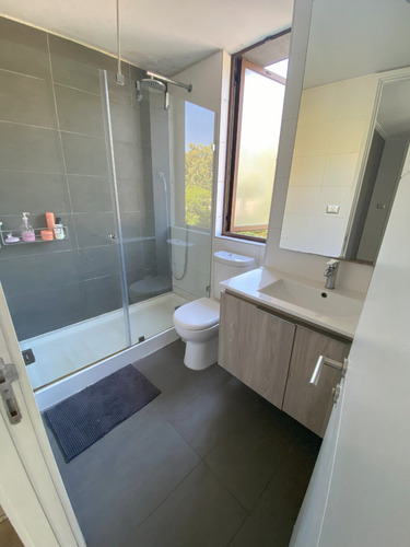 Arriendo Departamento SP 3D en suite Walk-in cl&oacute;set 2B 1E 1B Campus Oriente - Providencia