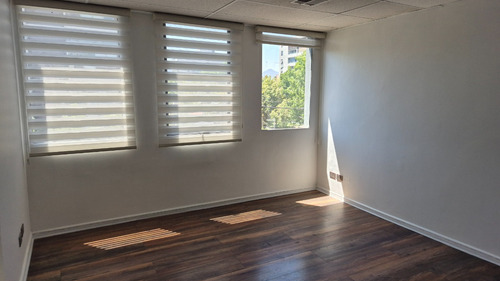 Arriendo Oficina NP 2B 2E 1B Campus Oriente - Providencia
