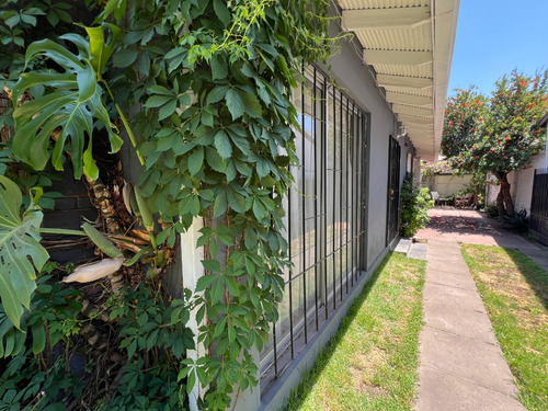 Venta Casa NO 4D 2B 4E Metro Manquehue - Apumanque - Las Condes