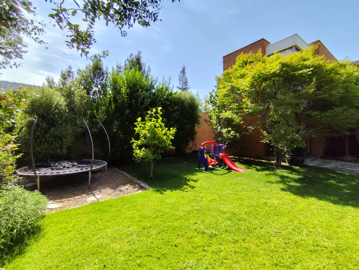 Arriendo Casa 5D en suite Walk-in cl&oacute;set 4B 2E 1Bd Los Trapenses - Lo Barnechea