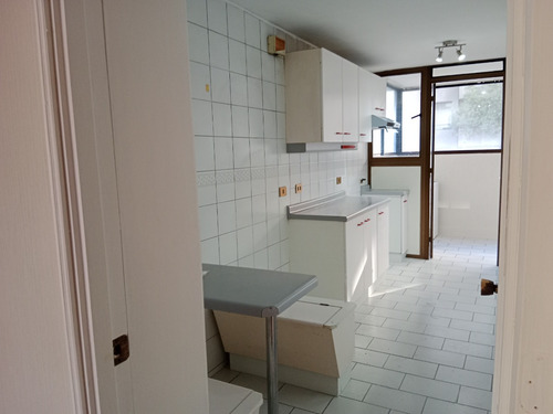 Venta Departamento NOSP 3D en suite 3B 2E 1B Barrio El Golf - Las Condes