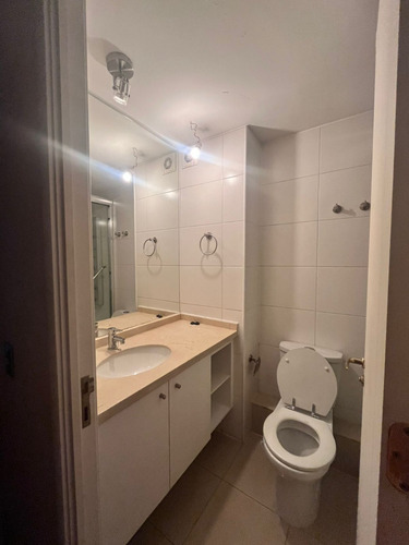 Arriendo Departamento 3D en suite Walk-in cl&oacute;set 3B 2E 1B San Carlos de Apoquindo - Las Condes