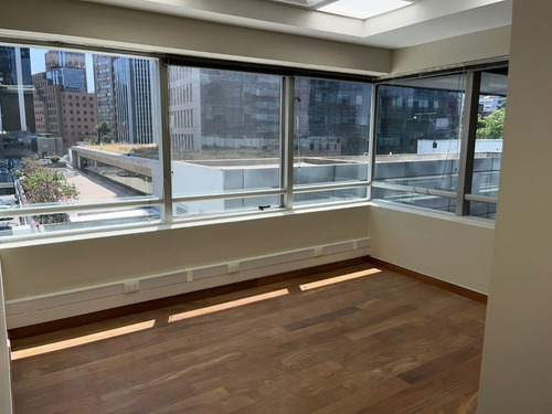 Arriendo Oficina SO 3B 2E 1B Centro Financiero - Las Condes
