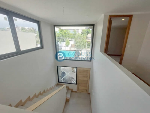 Venta Casa SO 4D en suite Walk-in cl&oacute;set 5B 2E Juan XXIII - Vitacura