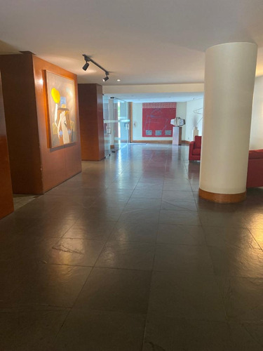 Arriendo Departamento SO 4D en suite Walk-in cl&oacute;set 4B 2E 1B Barrio El Golf - Las Condes