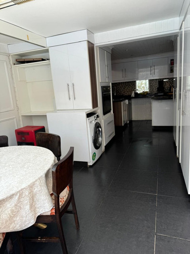 Arriendo Casa 5D Walk-in cl&oacute;set 3B 4E 1B Col&oacute;n Oriente - Vital Apoquindo - Las Condes