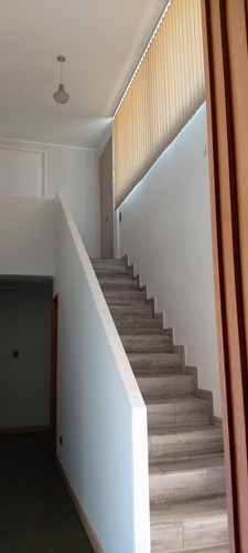 Venta Casa 4D 4B 2E Chicureo - Colina