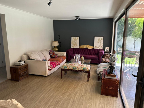 Venta Casa 4D en suite Walk-in cl&oacute;set 4B 2E 1B Chicureo - Colina