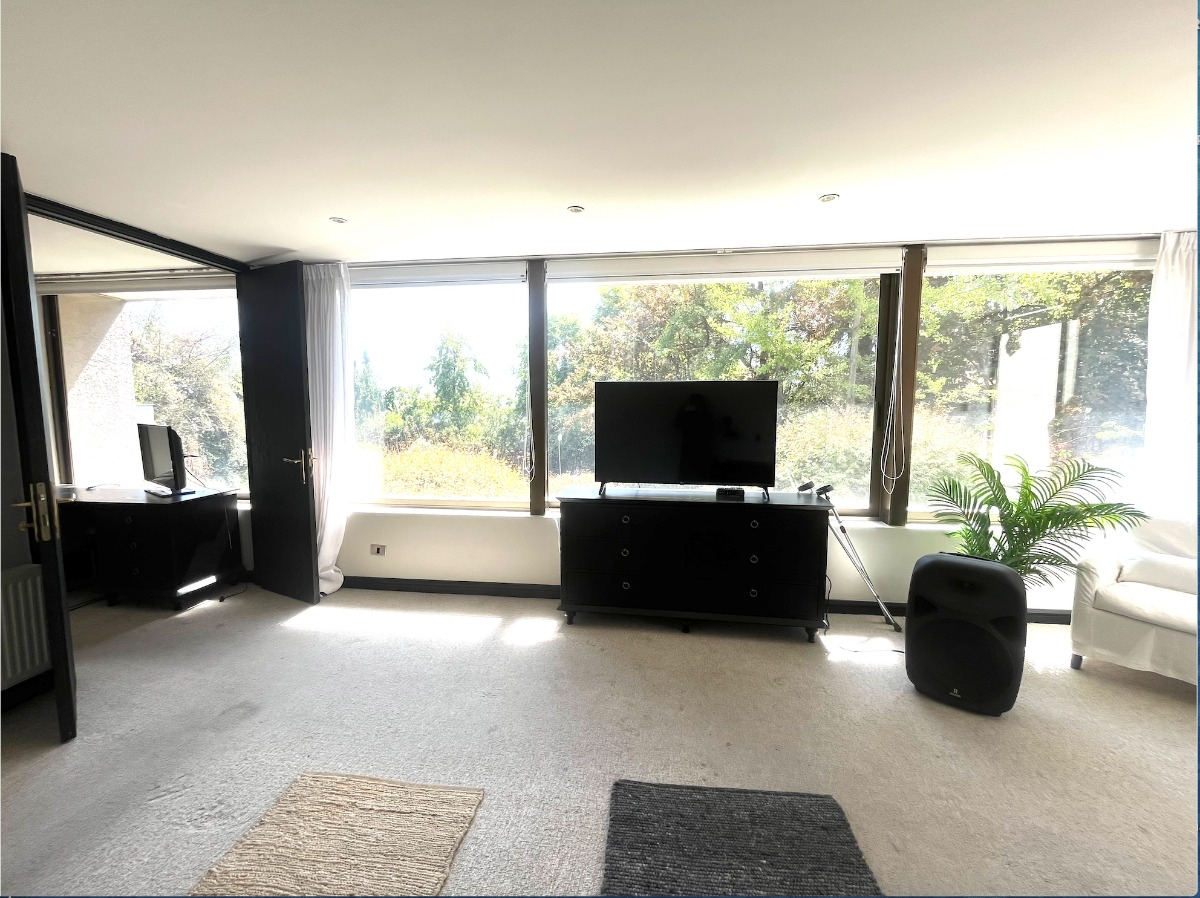 Venta Casa NO 5D en suite Walk-in cl&oacute;set 4B 9E 3Bd El Huinganal - Lo Barnechea