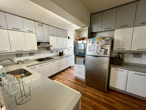 Venta Casa NO 6D en suite Walk-in cl&oacute;set 4B 3E 2B Metro Hernando de Magallanes - Las Condes