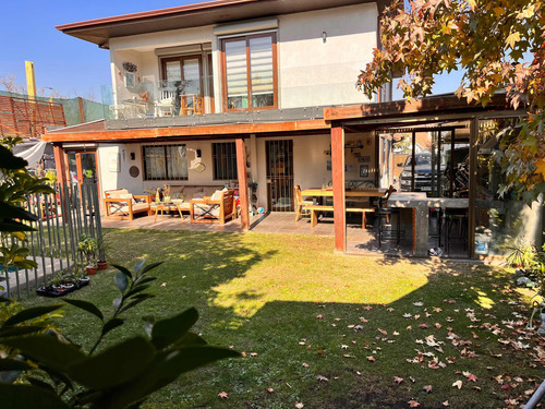 Venta Casa NO 6D en suite Walk-in cl&oacute;set 5B 4E 1B Metro Bilbao - Providencia