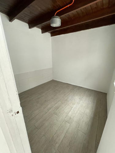 Arriendo Casa S 4D 2B 6E Rotonda Atenas - Las Condes