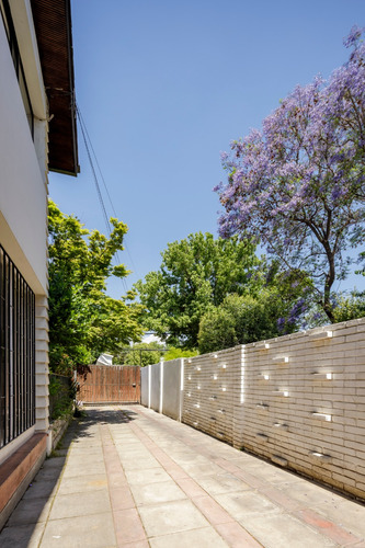 Venta Casa NOSP 4D en suite 2B 3E 1B Jard&iacute;n Del Este - Vitacura