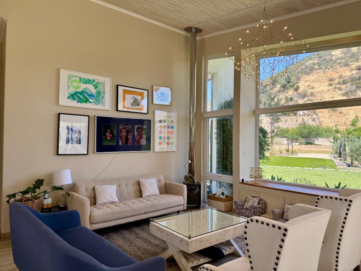 Venta Casa O 4D en suite Walk-in cl&oacute;set 4B 4E 1Bd Chicureo - Colina