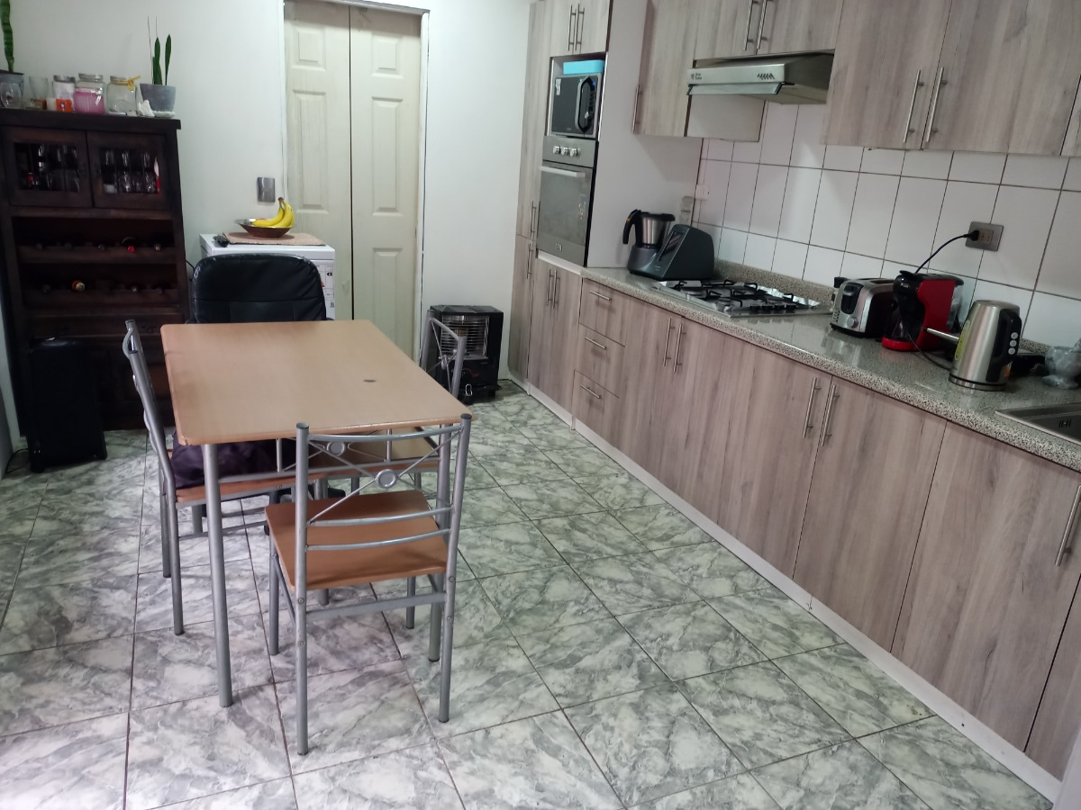 Venta Casa 4D en suite Walk-in cl&oacute;set 2B 1E  - Puerto Varas