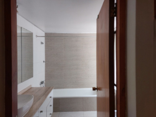 Arriendo Casa 4D 4B 2E 1B La Llaver&iacute;a - Vitacura