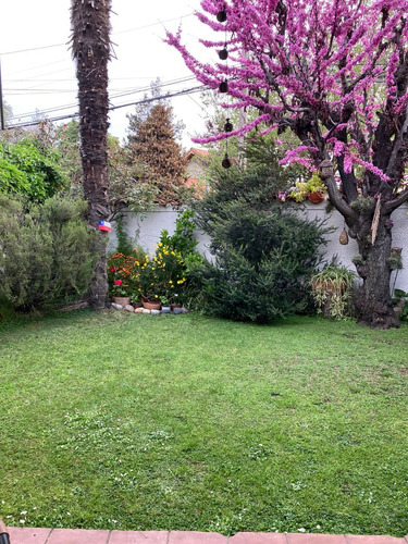 Venta Casa NOSP 4D 4B 3E 1B Rotonda Atenas - Las Condes