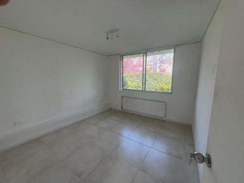 Arriendo Casa 5D en suite 3B 2E Parque Bicentenario - Vitacura