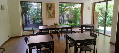 Arriendo Departamento O 2D en suite Walk-in cl&oacute;set 2B 1E 1B Barrio El Golf - Las Condes