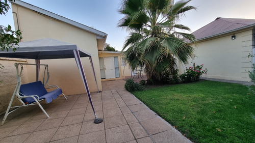 Venta Casa 5D 2B 3E 1B Metro Sim&oacute;n Bolivar - La Reina