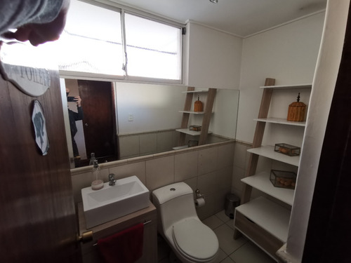 Arriendo Casa 5D en suite 4B 3E 1B Los Dominicos - Las Condes