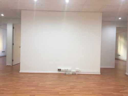Arriendo Oficina NO 3B 2E 1B Metro Escuela Militar - Las Condes